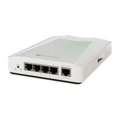 MikroTik CRS304-4XG-IN компактный 10G Ethernet коммутатор с 4x 10G портами
